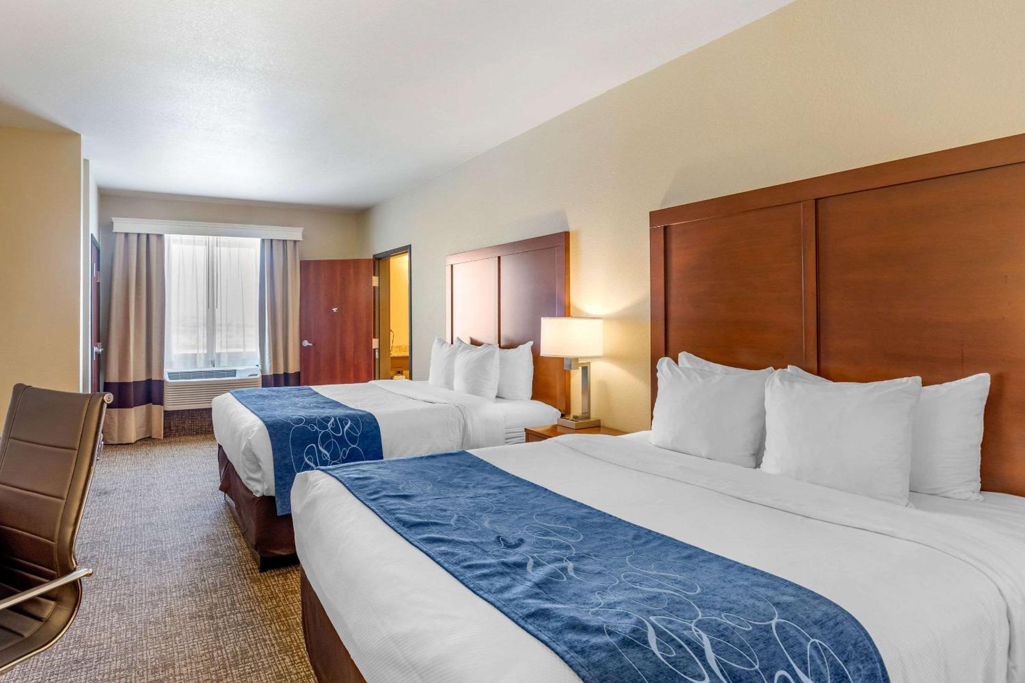 Comfort Suites Near Denver Downtown Buitenkant foto