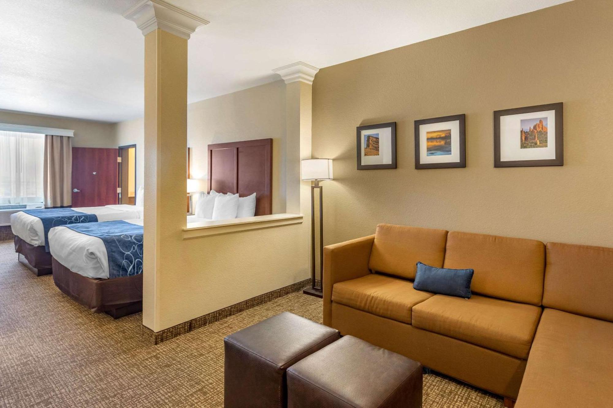 Comfort Suites Near Denver Downtown Buitenkant foto